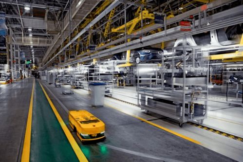 順義區(qū)委書(shū)記高朋 以創(chuàng)新驅(qū)動(dòng)引領(lǐng)高質(zhì)量發(fā)展，牢牢把握商務(wù)信息咨詢新機(jī)遇